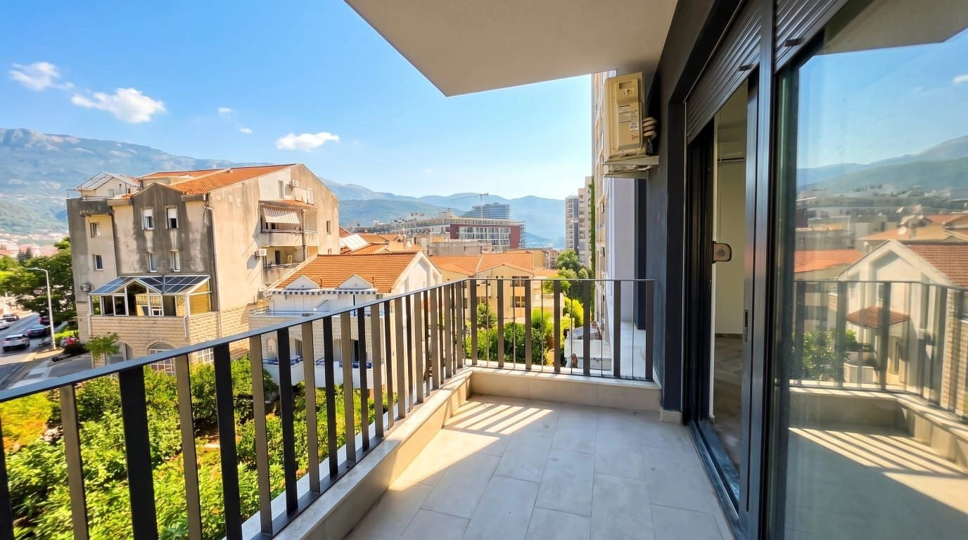 7e459ffe-4030-4782-97f2-cc2fdb2c8797 Jednosoban stan 53 m² – Budva — fotografija 2