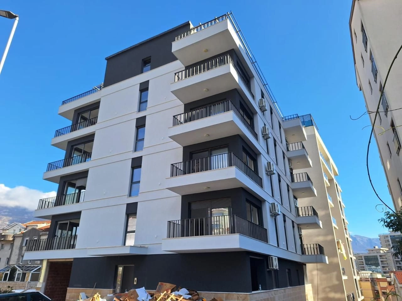 96afaa96-9e02-4dd1-9173-2879675c3dde Jednosoban stan 53 m² – Budva — fotografija 13