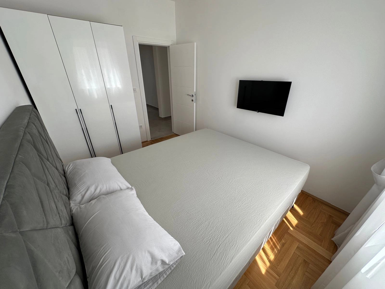 Izdavanje: Četvorosoban stan 129 m² – Rozino, Budva — fotografija 16