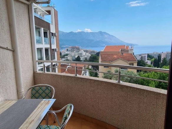 Jednosoban stan u Bečićima, Boreti, Budva