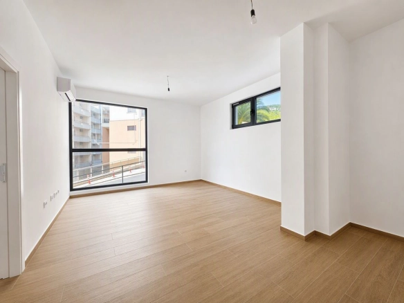 Dvosoban stan 55 m² – Bečići, Budva
