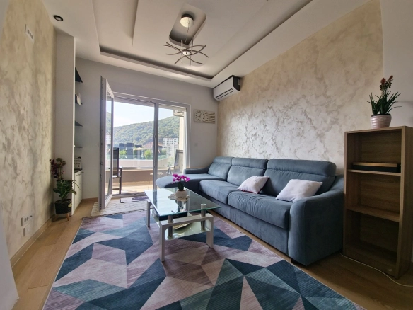 Izdavanje: Jednosoban stan 44 m² – Budva