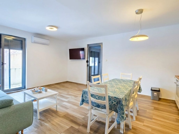 Dvosoban stan 66 m² – Pržno, Budva