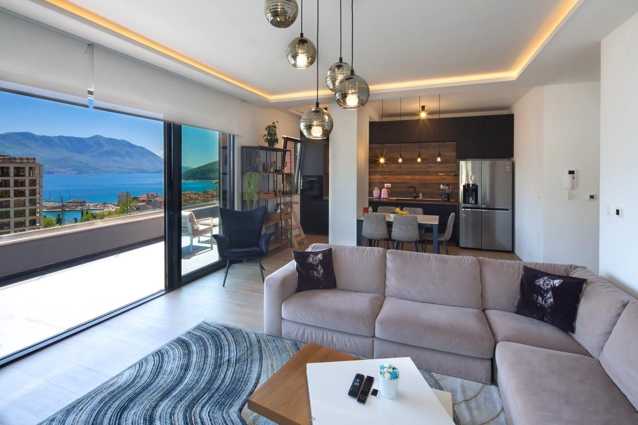 Trosoban stan 95 m² – Gospoština, Budva — fotografija 3