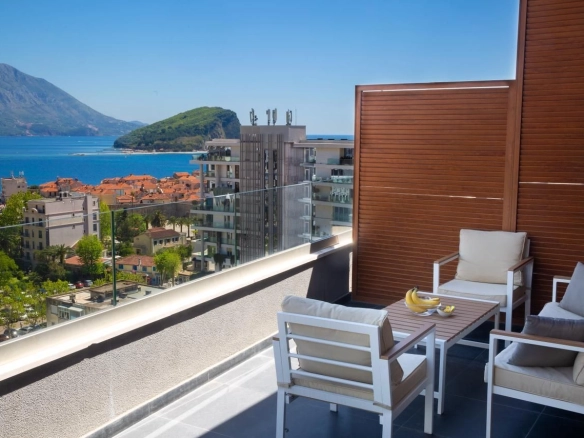 Trosoban stan 95 m² – Gospoština, Budva — fotografija 4