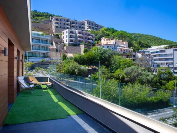 Trosoban stan 95 m² – Gospoština, Budva — fotografija 6