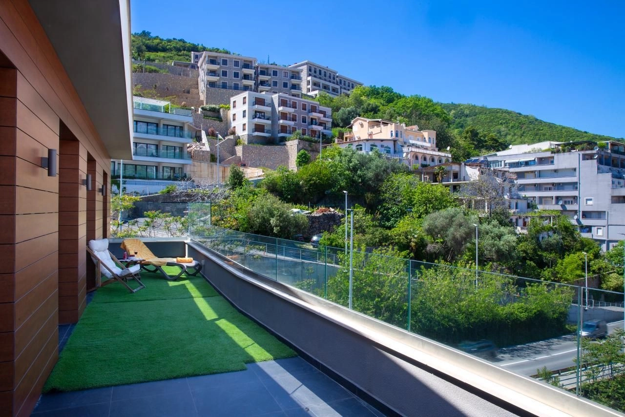 Trosoban stan 95 m² – Gospoština, Budva — fotografija 6