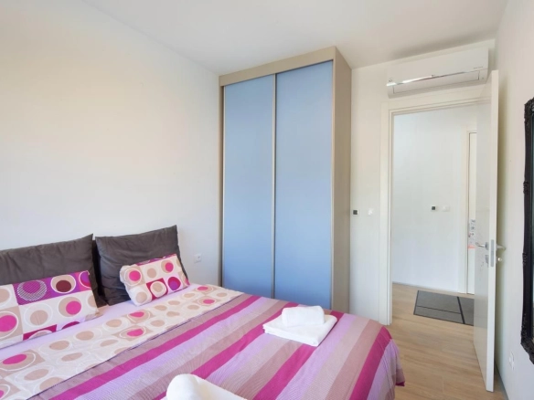 Trosoban stan 95 m² – Gospoština, Budva — fotografija 11