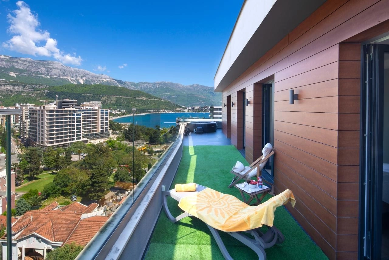 Trosoban stan 95 m² – Gospoština, Budva — fotografija 14