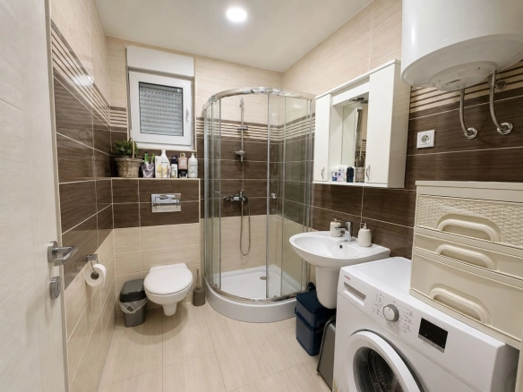 Garsonjera 32 m² – Budva — fotografija 4
