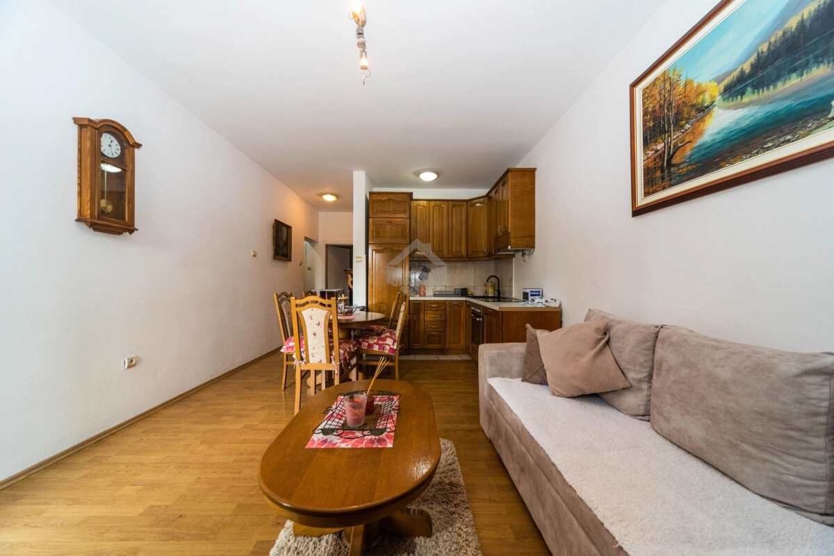Jednosoban-stan-47-m²-Babilonija-–-Budva Jednosoban stan 47 m²