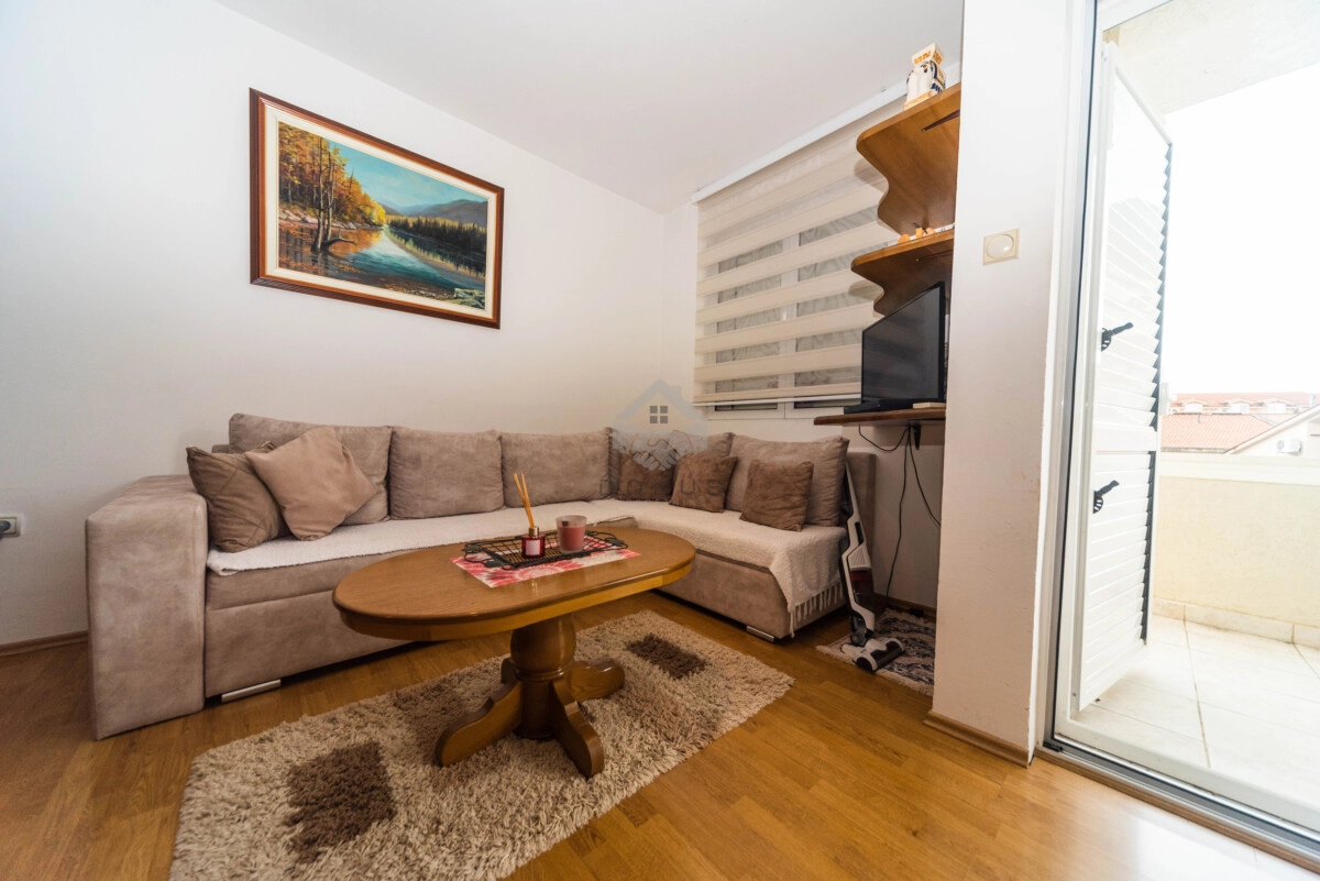 Jednosoban-stan-47-m²-Babilonija-–-Budva-2 Jednosoban stan 47 m², Babilonija – Budva