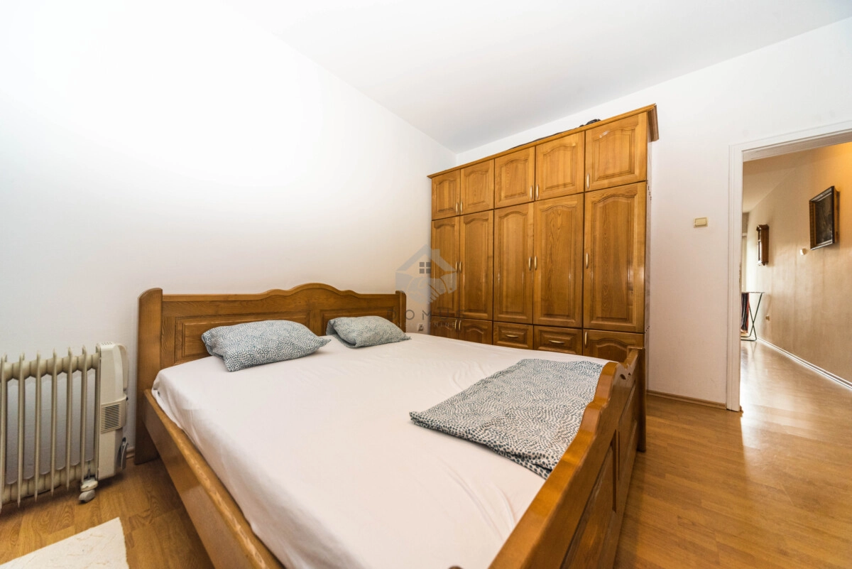 Jednosoban-stan-47-m²-Babilonija-–-Budva-5 Jednosoban stan 47 m², Babilonija – Budva