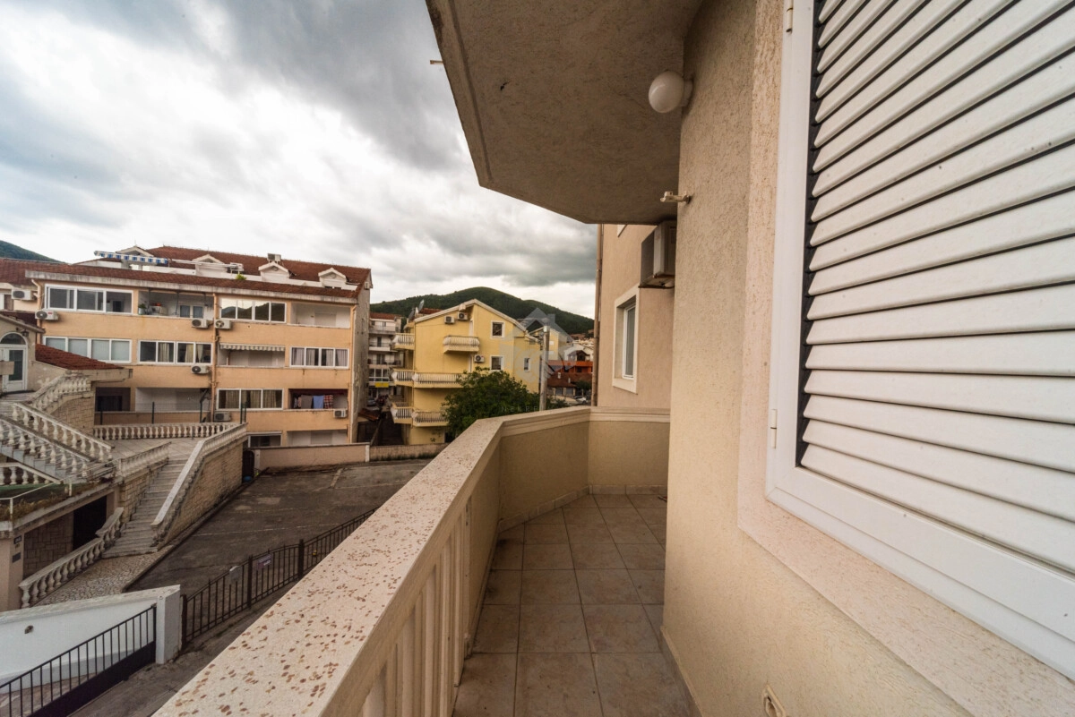 Jednosoban-stan-47-m²-Babilonija-–-Budva-7 Jednosoban stan 47 m², Babilonija – Budva