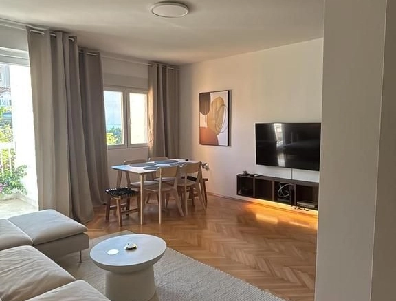 Izdavanje: Trosoban stan 74 m² – Golubovina, Budva — fotografija 2