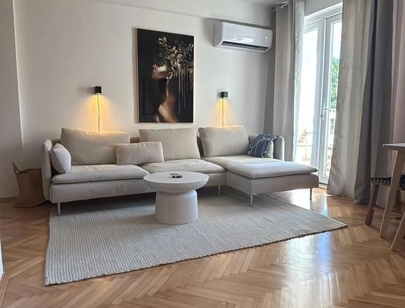 Izdavanje: Trosoban stan 74 m² – Golubovina, Budva — fotografija 3