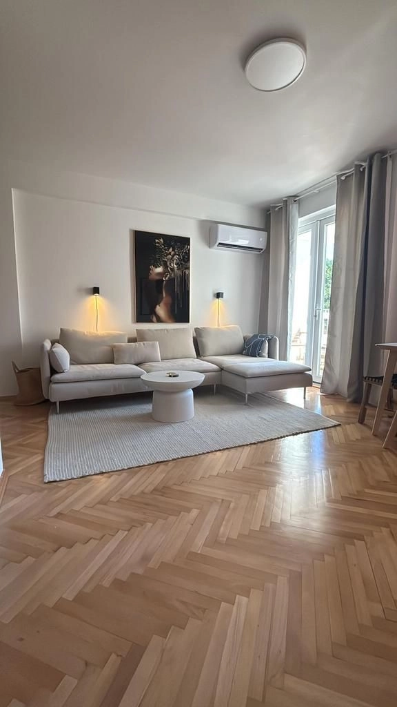 8b3095ba-4a17-4240-9612-70b44e611ee4 Izdavanje: Trosoban stan 74 m² – Golubovina, Budva — fotografija 3