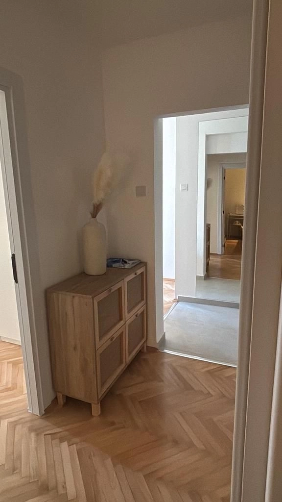 08841639-22d1-4e8b-95c8-e3b9986b0615 Izdavanje: Trosoban stan 74 m² – Golubovina, Budva — fotografija 11