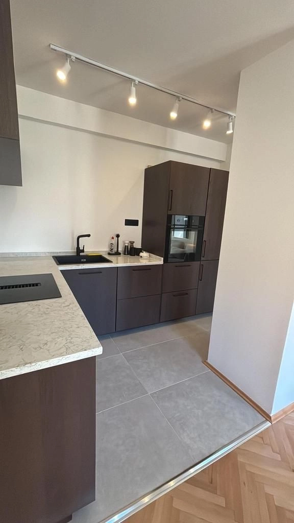 908acf39-e9ee-4b63-a3fc-df141a5038b1 Izdavanje: Trosoban stan 74 m² – Golubovina, Budva — fotografija 12