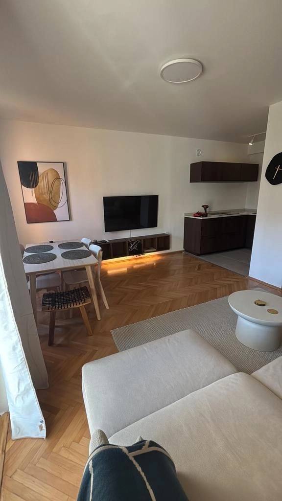 0bc5b381-7241-4703-a125-ed4b16e3d9b1 Izdavanje: Trosoban stan 74 m² – Golubovina, Budva — fotografija 13