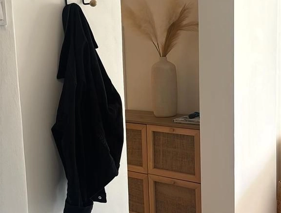 Izdavanje: Trosoban stan 74 m² – Golubovina, Budva — fotografija 14