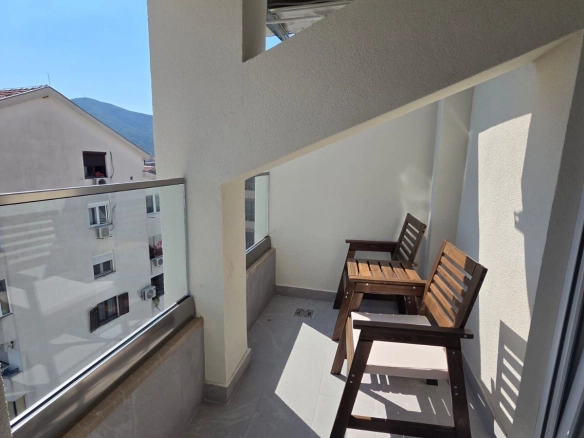 Izdavanje: Jednosoban stan 45 m² – Podkošljun, Budva — fotografija 7