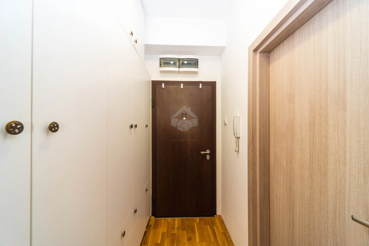 Namjestena-garsonjera-34-m²-Ljubovic-–-Podgorica-7 Namještena garsonjera u naselju Ljubović, Podgorica — fotografija 8