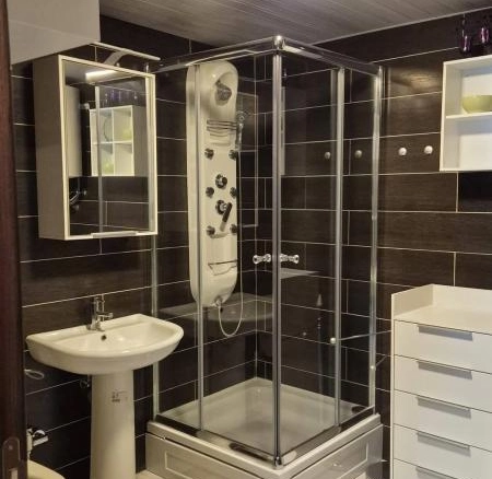 Dvosoban stan 96 m² – Pržno, Budva — fotografija 9