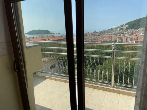 Dvosoban stan 140 m² – Lazi, Budva — fotografija 11