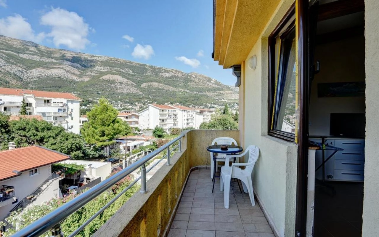 Dvosoban-stan-za-izdavanje-u-Sutomorima-Bar-5 Izdavanje: Dvosoban stan 65 m² – Sutomore, Bar — fotografija 6