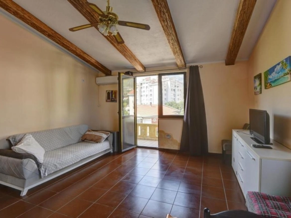 Izdavanje: Dvosoban stan 65 m² – Sutomore, Bar — fotografija 11