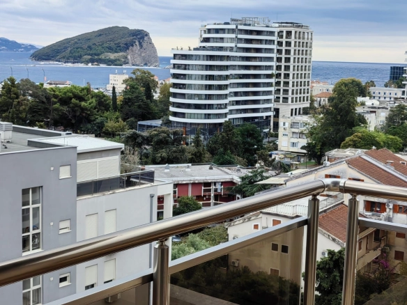 Jednosoban stan sa pogledom na more, Gospoština, Budva — fotografija 2
