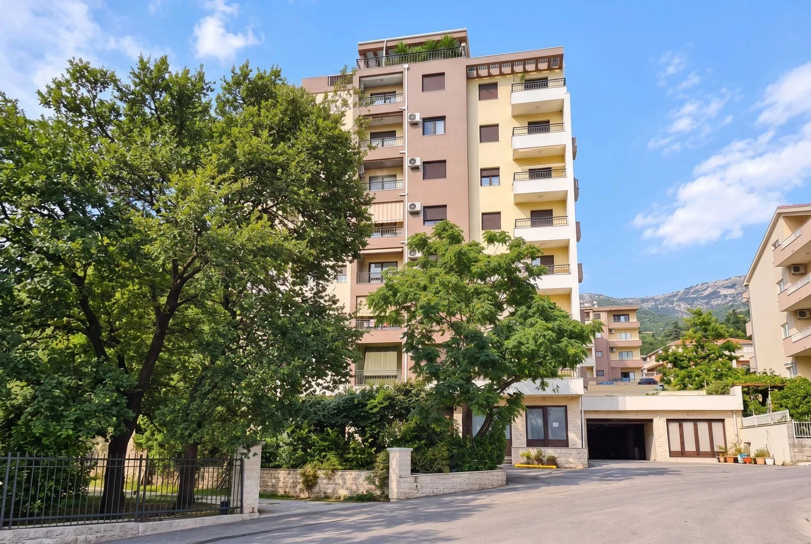 94453274-ec6c-46fd-9520-e477963e080c Jednosoban stan u novoj zgradi, Lazi, Budva — fotografija 10