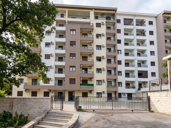 Jednosoban stan u novoj zgradi, Lazi, Budva — fotografija 13