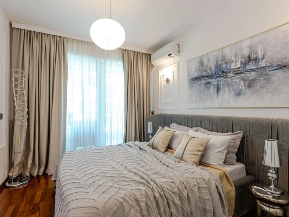 Izdavanje: Dvosoban stan 94 m² – Budva — fotografija 3