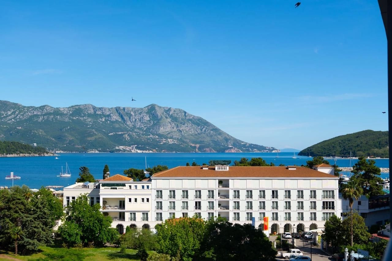 31a4bddf-53e8-4381-9ce8-4a889cc8533a Izdavanje: Dvosoban stan 94 m² – Budva — fotografija 7
