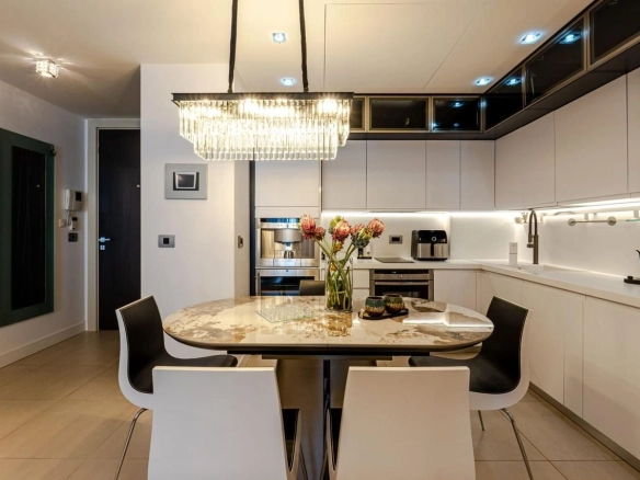 Izdavanje: Dvosoban stan 94 m² – Budva — fotografija 9