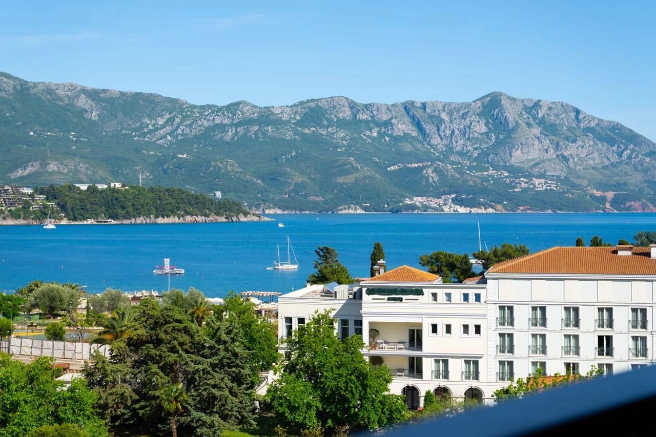 fb39c1cd-b17d-43ce-bda6-bb2ccbdff216 Izdavanje: Dvosoban stan 94 m² – Budva — fotografija 12