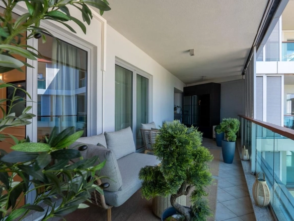 Izdavanje: Dvosoban stan 94 m² – Budva — fotografija 13