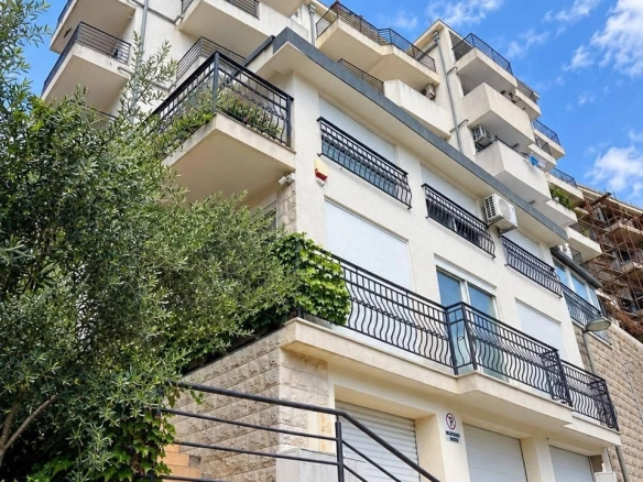Izdavanje: Dvosoban stan 52 m² – Babin Do, Budva — fotografija 3
