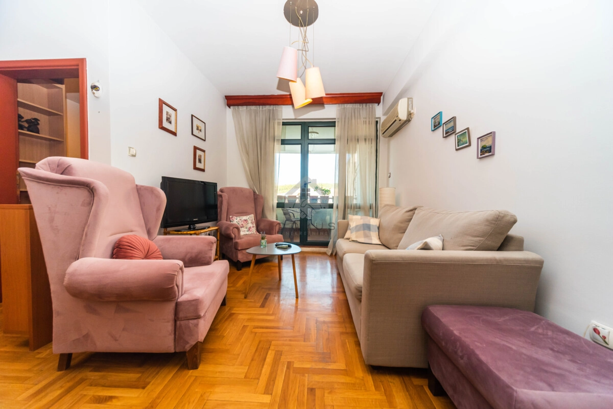 Jednosoban-namjesten-stan-50-m²-Centar-–-Podgorica Jednosoban namješten stan 50 m²