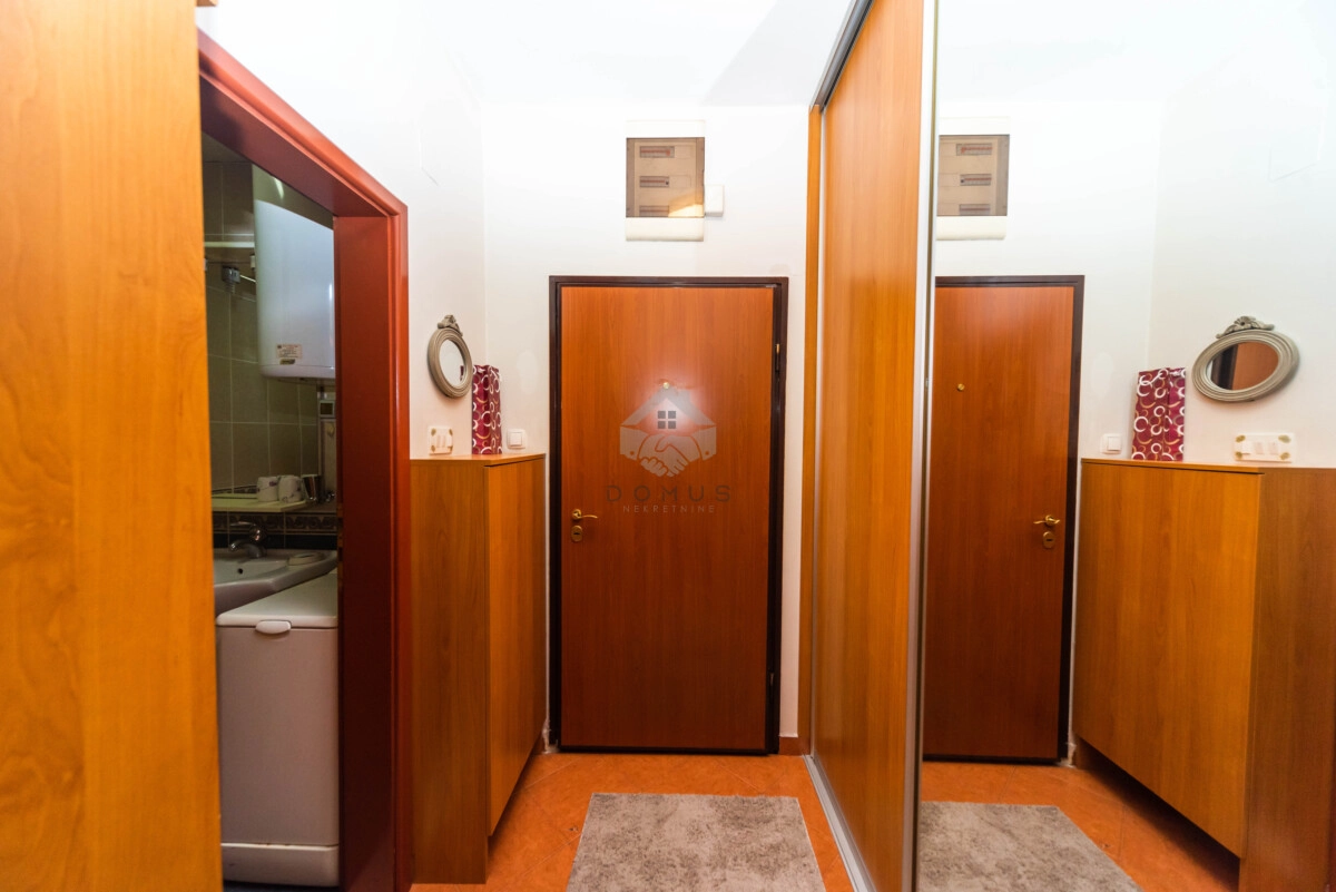 Jednosoban-namjesten-stan-50-m²-Centar-–-Podgorica-8 Jednosoban namješten stan u Centru, Podgorica — fotografija 9