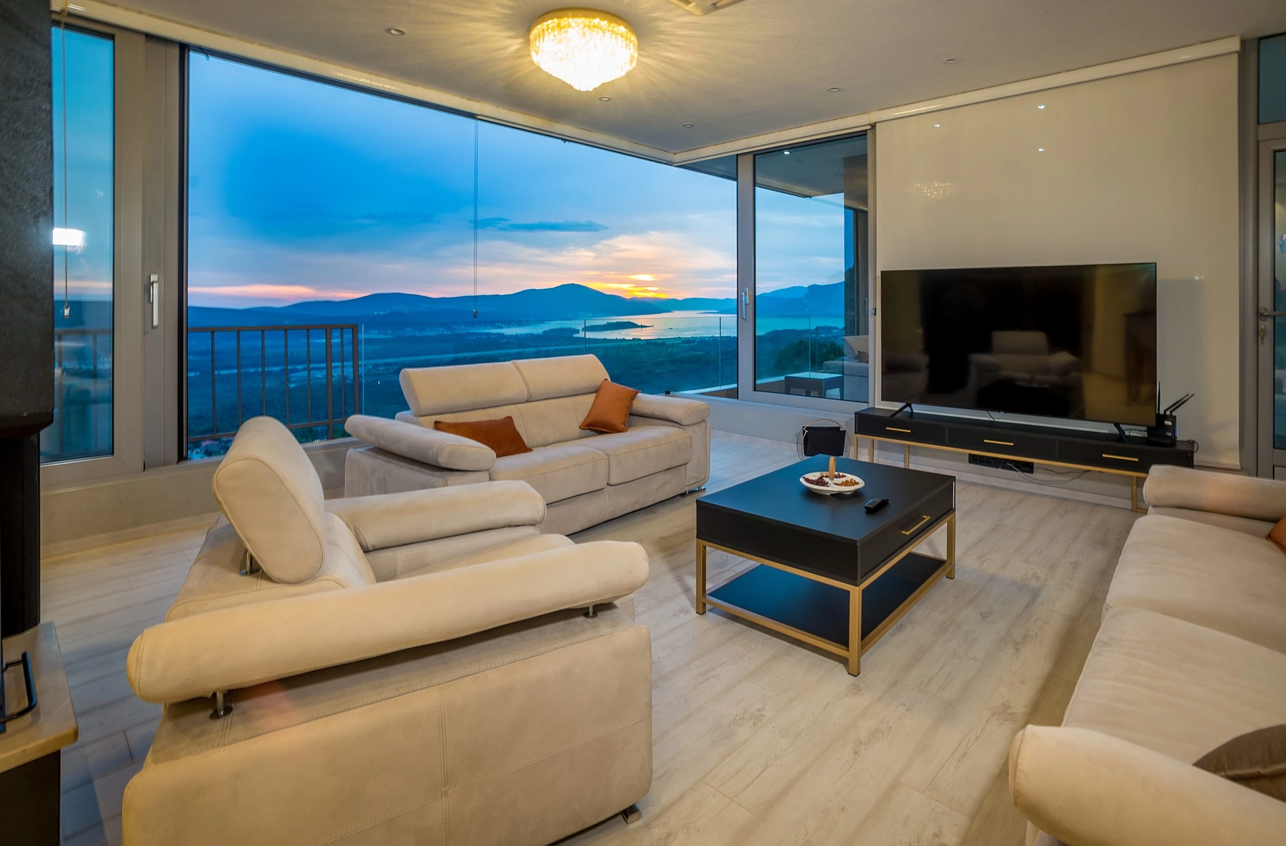 Kuća 254 m² – Kavač, Kotor — fotografija 2