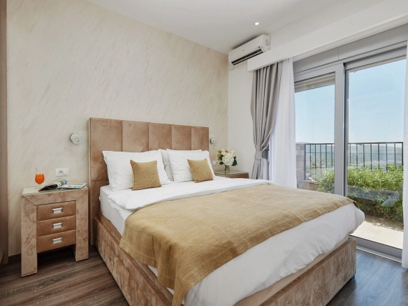 Kuća 220 m² – Tivat — fotografija 14
