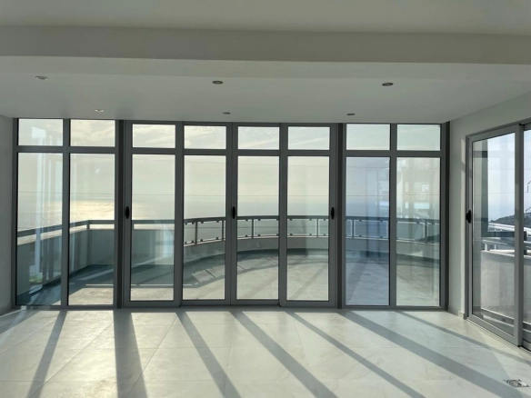 Trosoban stan 241 m² – Dobra Voda, Bar — fotografija 6