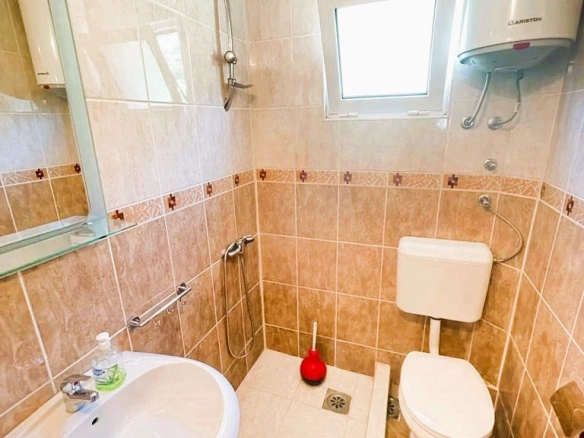 Hotel 450 m² – Sutomore, Bar — fotografija 7