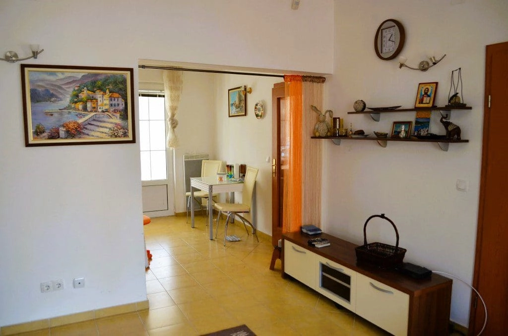 Kuca-u-nizu-u-zatvorenom-kompleksu-u-Zupcima-Bar-6 Kuća 132 m² – Zupci, Bar — fotografija 7