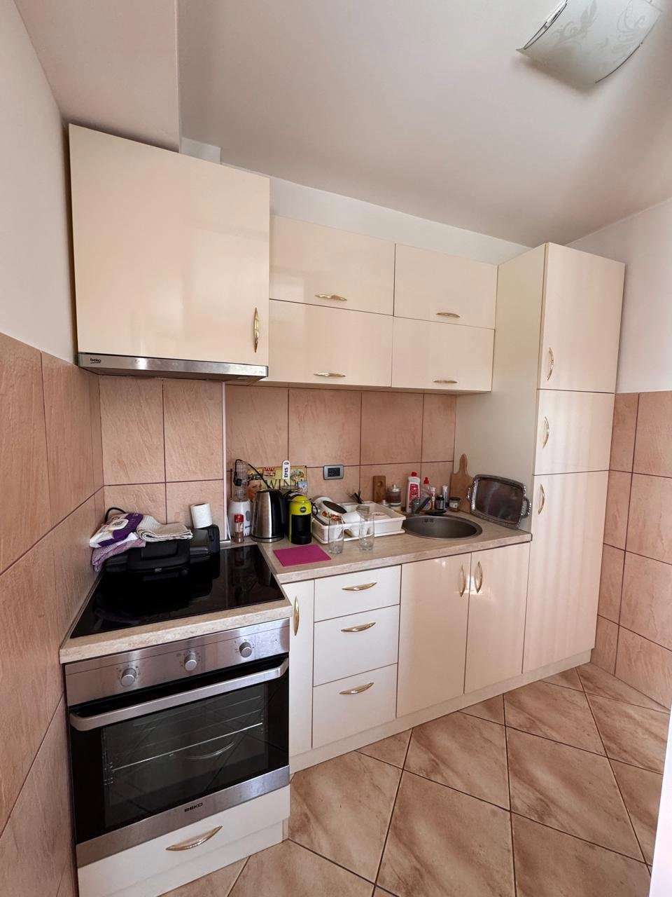 Trosoban-stan-sa-garaznim-mjestom-u-Podgorici-8 Trosoban stan 91 m² – Podgorica — fotografija 9