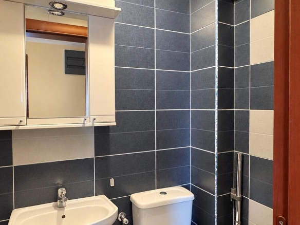 Trosoban stan 91 m² – Podgorica — fotografija 11
