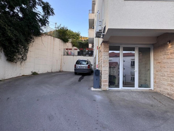 Dvosoban stan 66 m² – Lazi, Budva — fotografija 14